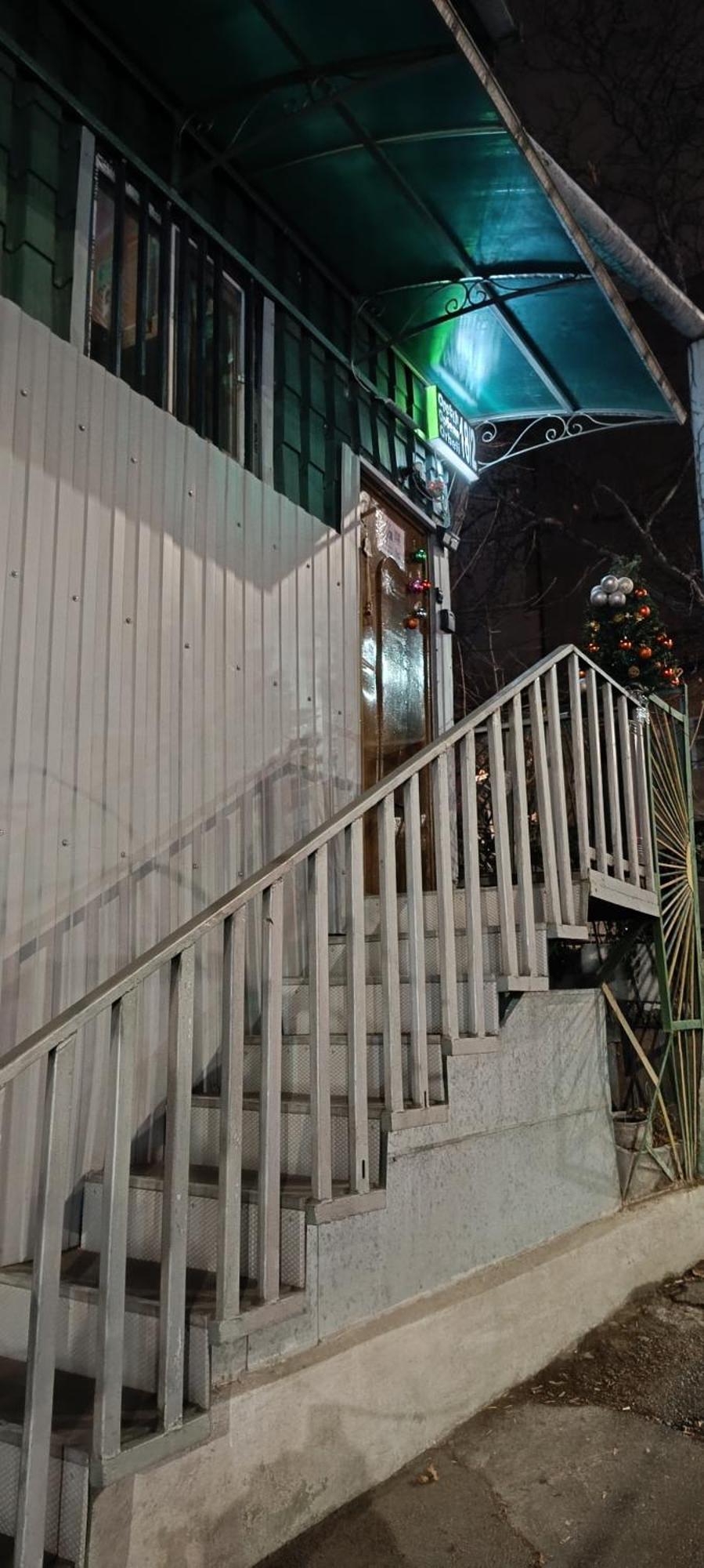Asine Erivan Exterior foto